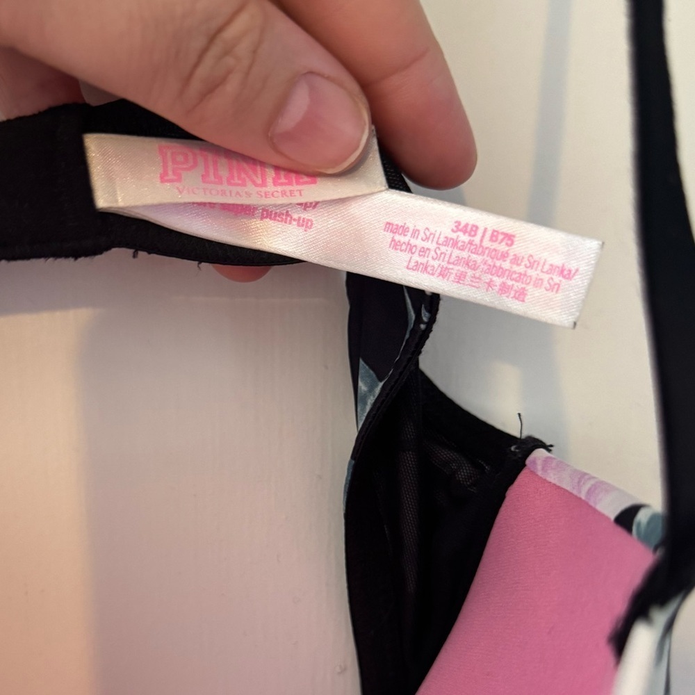 Pink Bra - Picture 3 of 5